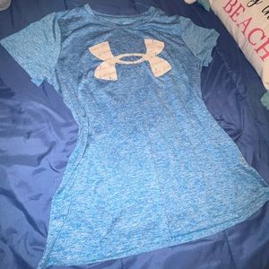 UNDER ARMOUR DRY FIT WORKOUT TOP in XL
